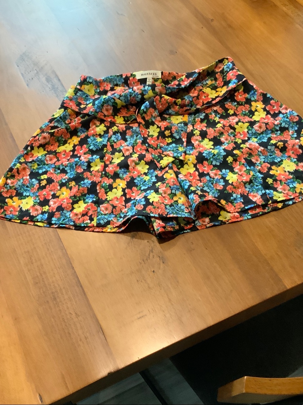 NWOT monteau short